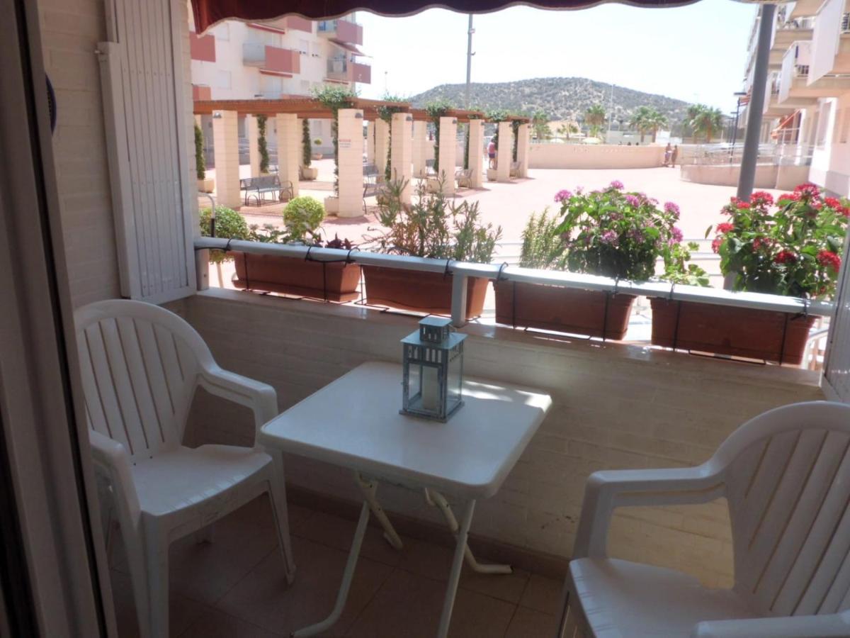 Apartamento Con Piscina En Primera Linea De Playa El Puerto de Mazarrón Exteriör bild